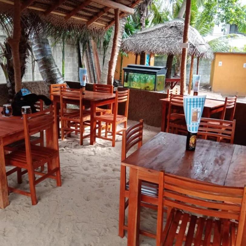 Menaka Homestay Tangalle Eksteriør billede